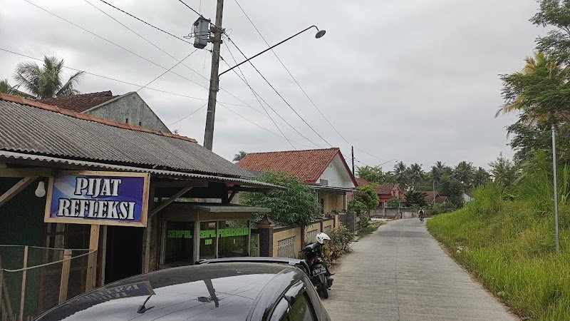 Menghentikan Stres di Jantung Kota Cilacap